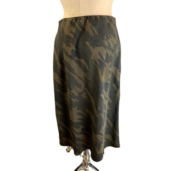 Medium Sanctuary Women's Green Camo Pull On Midi Skirt A-Line - Picture 4 of 6